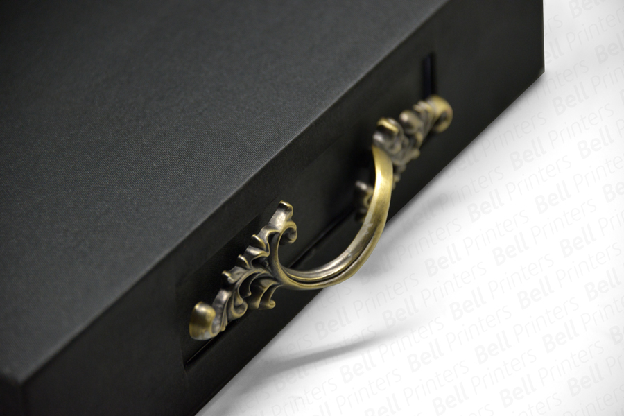 Luxury Rigid Box with Antique Handle 02